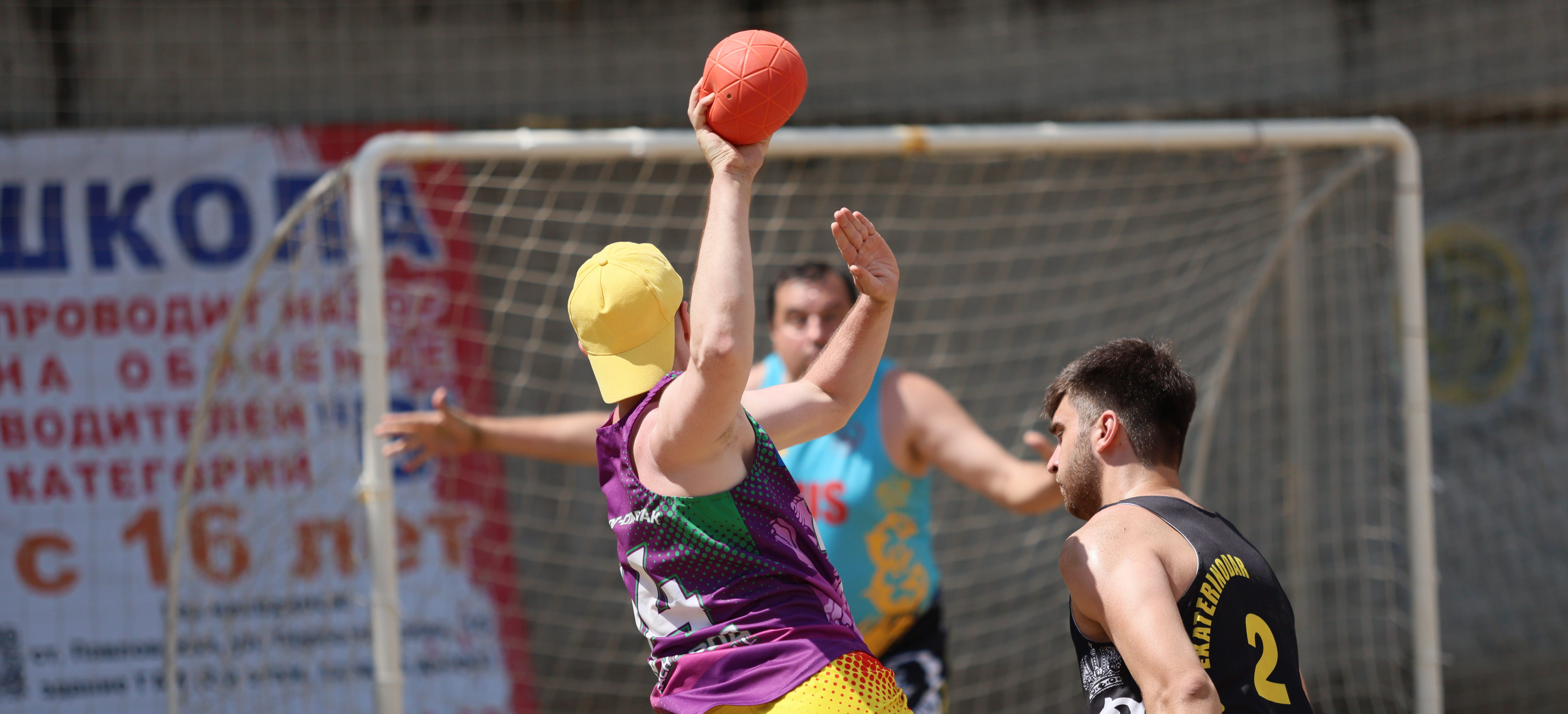 "В третьем туре ждём вратаря Вадима Кондратенко!" Итоги мужской пляжки в станице Павловской