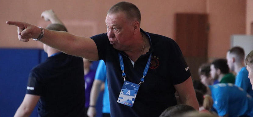 Валерий Кочетков: "Возможно, именно благодаря помощи Олега Скопинцева по игре в защите нам удалось успешно провести плей-офф"