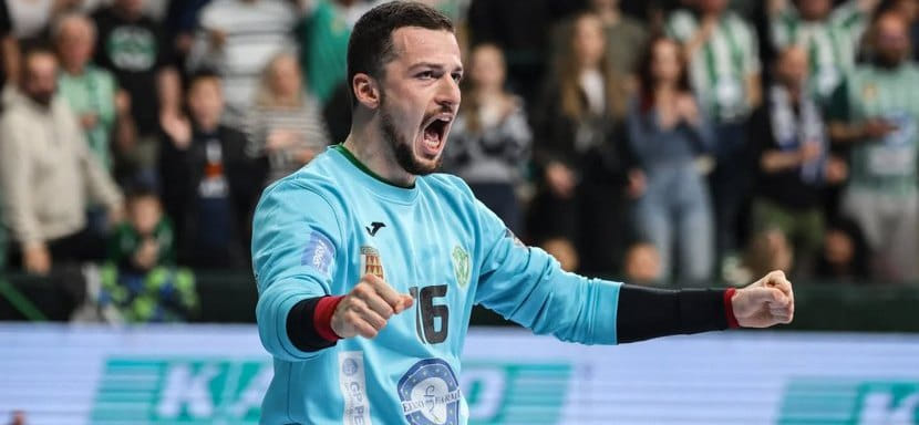 Известный хорватский голкипер Филип Ивич сменит македонский "Еврофарм Пелистер" на сербскую "Войводину"