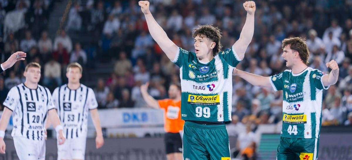 Кулеш и Валиуллин добились минимальных побед, "зебры" еле унесли ноги. Что случилось в Германии