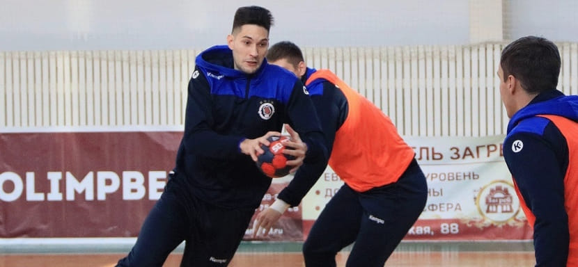 Olimpbet Суперлига. Евгений Дземин: "Матч с "Виктором" должен пройти для нас относительно спокойно. Команда в хорошей форме, настрой отличный"