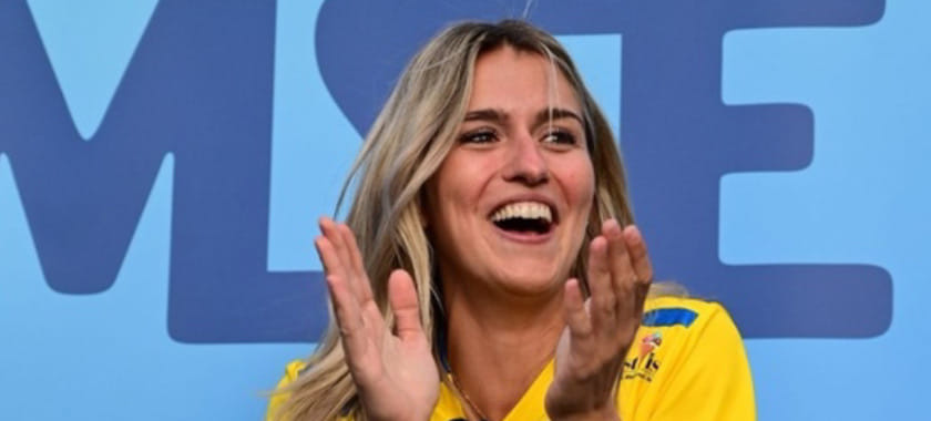 Дания. Несмотря на переход в "Нюкебинг", голландская разыгрывающая Эставана Полман продолжает жить в Эсбьерге