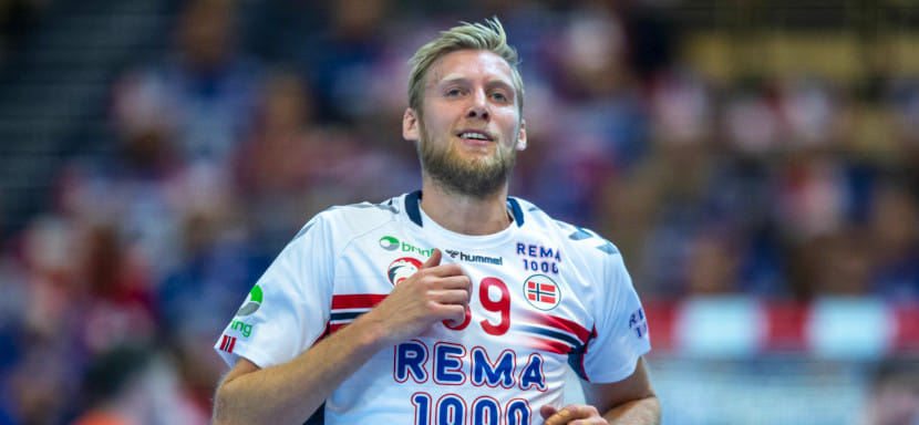 Норвегия. После возвращения из бундеслиги Кристоффер Рамбо вызван в сборную впервые за пять лет. Параллельно он работает в школе