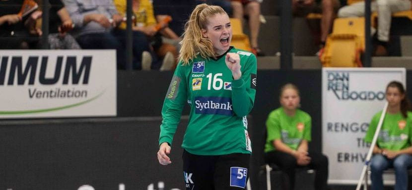 Delo Лига чемпионов. Вратарь датского "Оденсе" Алтея Рейнхардт признана автором лучшего сэйва по итогам матчей группового раунда (ВИДЕО)