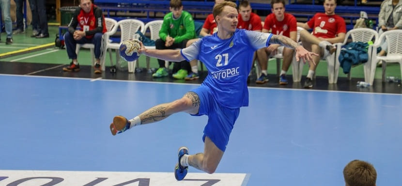 Высшая лига. Полусредние Альберт Матюхов и Степан Шарко продлили контракты с омским "Скифом"