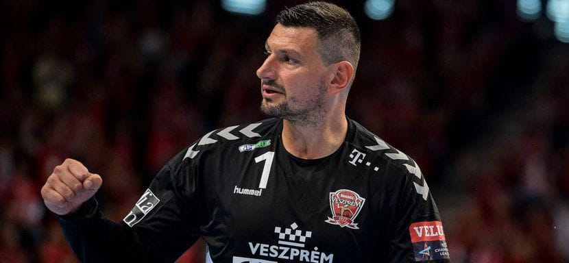 Легендарный Арпад Штербик — рекордсмен по количеству участий в полуфиналах Лиги чемпионов. Их у него пятнадцать