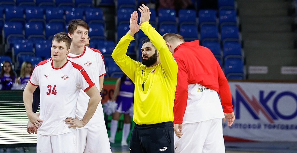 "Спартак": сага о легионерах. Как складывались отношения москвичей с иностранцами раньше?