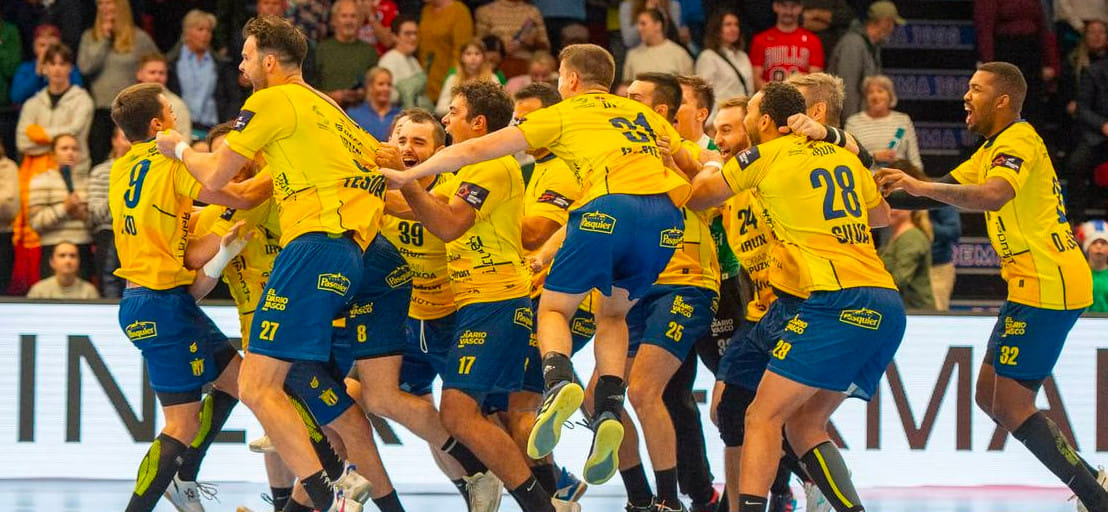 Европейская лига. В первом матче 1/8 финала "Бидасоа" на домашней площадке обыграл "Спортинг". Игра была прервана по ходу первого тайма