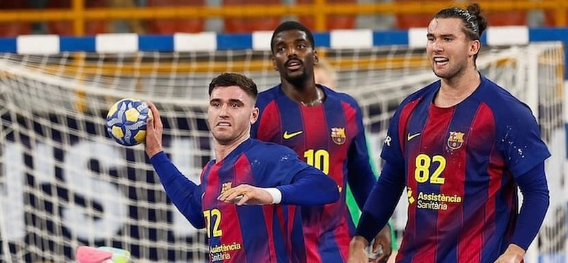 Сегодня определится победитель клубного чемпионата мира: за трофей сразятся "Веспрем" и "Барселона"