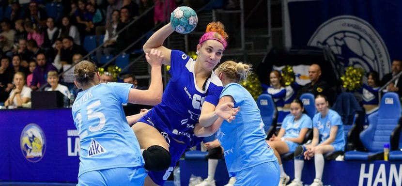 Тольяттинская "Лада" отправила в аренду в майкопский АГУ-"Адыиф" полусреднюю Дарью Милову, где она уже играла в сезоне-2023/24