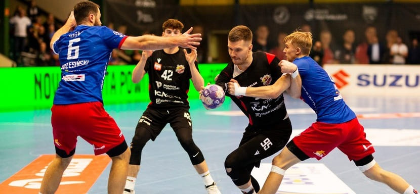 В единственном матче чемпионата Польши "Пётрковянин" Вита Тэлеки дома обыграл "Гвардию"