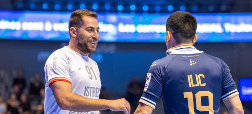 "Нант" обыграл "Лимож" в матче чемпионата Франции с 75 голами, Эмерик Минн отличился 12 раз. "Шартр" дома уступил "Истру"