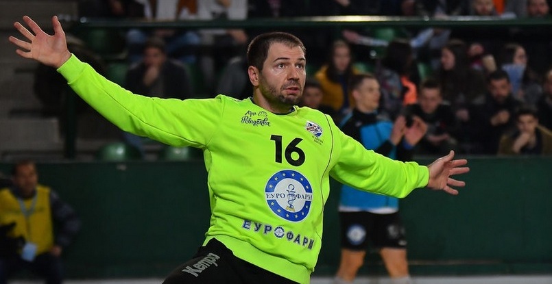 Балканы. Gol.mk: голкипер Благойче Трайковски продлил контракт с "Еурофармом Пелистером"