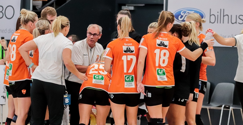 Дания. В женском чемпионате "Оденсе" разгромил "Орхус" с перевесом в девять мячей