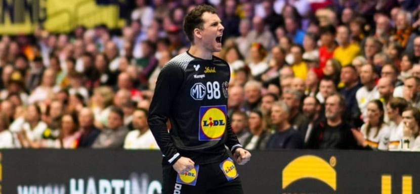 Голкипер сборной Австрии Константин Мёстль — автор лучшего сейва чемпионата Европы-2026 (ВИДЕО)