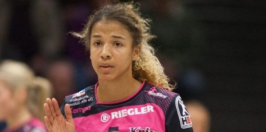 Разыгрывающая "Метцингена" Делайла Амега сломала палец в матче Кубка ЕГФ