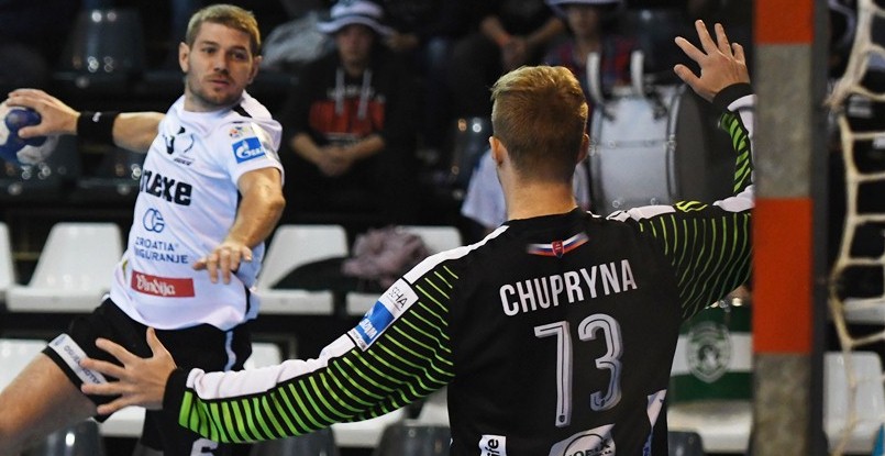 Украинский голкипер "Татрана" Игорь Чуприна получил еще одну спортивную премию в Словакии