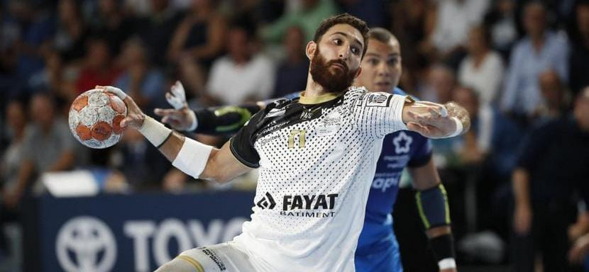 Франция. "Экс" продлил контракты с правым крайним Габриэлем Лешем и левым крайним Матье Онгом