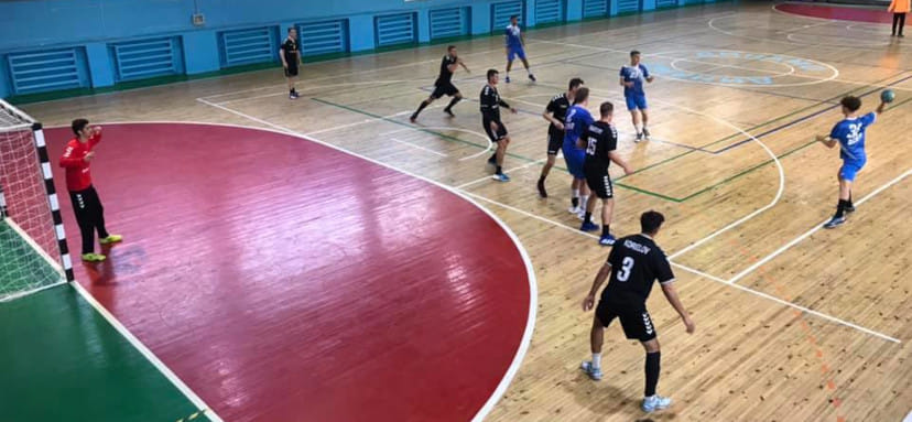 Украина. "Донбасс" реабилитировался за поражение от "Мотора-Политехники", разгромив "Карпаты"-ШВСМ