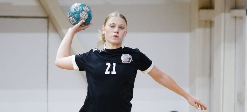 Olimpbet Суперлига. Элина Сивовалова из "Ставрополья" установила рекорд результативности. Она впервые забросила больше 8 мячей