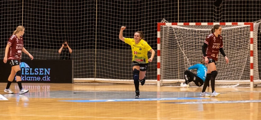 Дания. "Силькеборг" нашёл замену Хелен Киндберг. Летом к команде присоединится правая полусредняя "Хорсенса" Мария Хольм