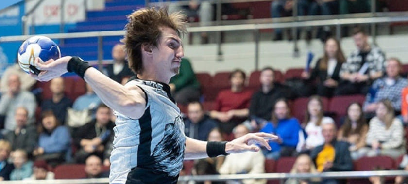 Olimpbet Суперлига. Петербургский "Зенит" официально объявил о возвращении белорусского полусреднего Виктора Зайцева из "Пермских медведей"