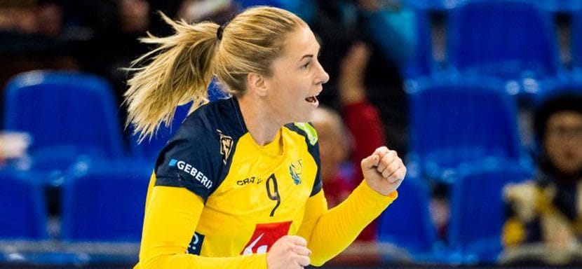 Дания. Гандболистка "Хорсенса" и сборной Швеции Мелисса Петрен рассчитывает вернуться в игру уже к началу ноября