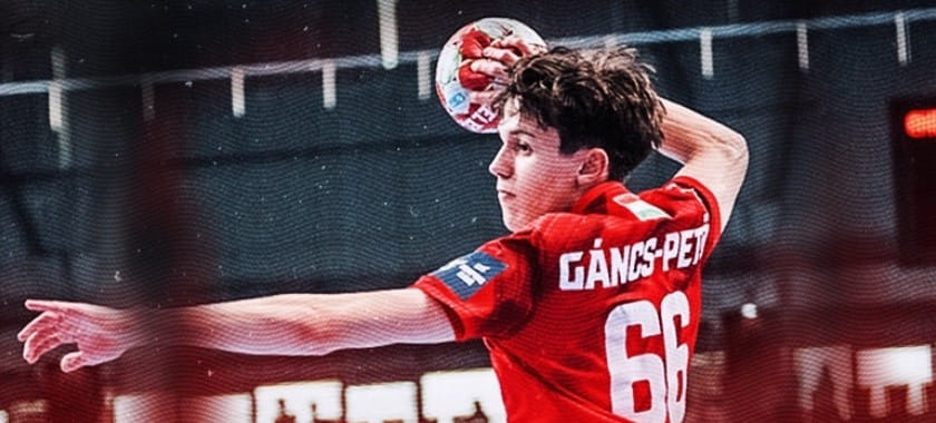 "Веспрем" в единственном матче игрового дня чемпионата Венгрии дома разгромил "Чурго". Соперники забросили 71 мяч