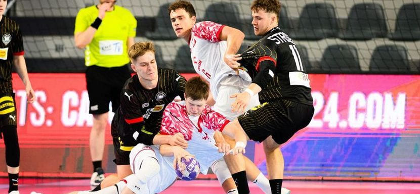 Сборные Германии, Норвегии и Дании с разгромных побед стартовали на юношеском чемпионате Европы U-18