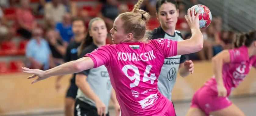 "Эстергом" в результативном матче обыграл "Дунауйварош", "Вац" оказался сильнее "Будаёрша" в чемпионате Венгрии