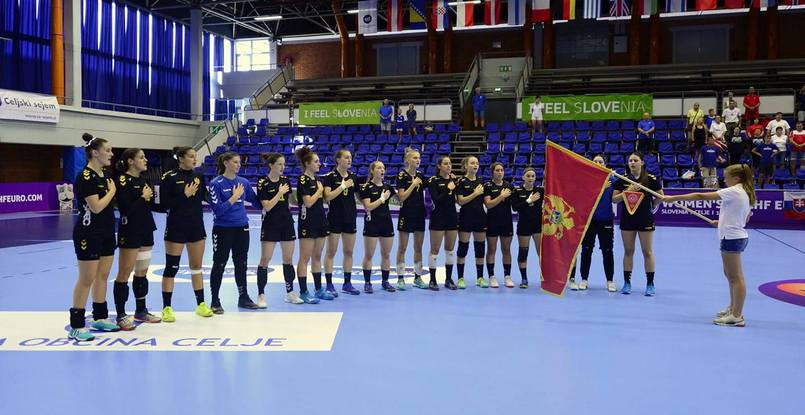 Девушки. ЧЕ-2019. В утешительном турнире за 9-12-е места сборные Черногории и Словении одержали победы