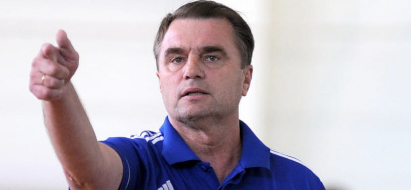 Борьба с Максимовым, чартер в Барселону и авария на пути в Брест… Тренерские маршруты Алексея Пчелякова