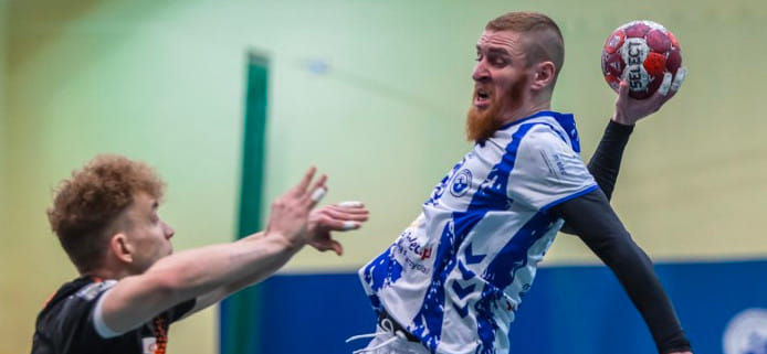 Польша. "Сталь" Дениса Волынцева дважды уступила "Заглембе" в переходных матчах и вновь проведёт сезон во втором дивизионе