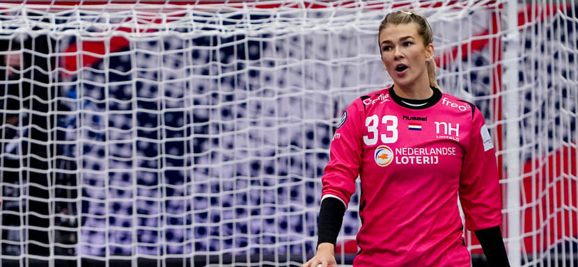 ЧЕ-2020. Сэйв россиянки Виктории Калининой вошел в пятерку лучших по итогам шестнадцатого дня турнира (ВИДЕО)