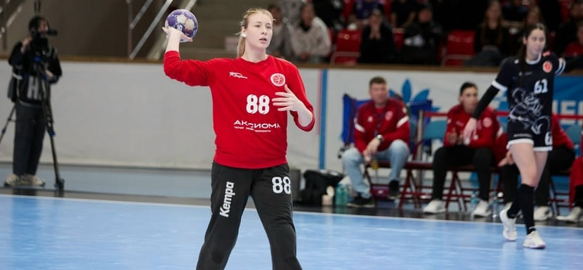 Валентина Дегтярёва: "Датчанка Сандра Тофт похожа на меня по телосложению — смотрю, как она играет, какую позицию занимает в воротах"