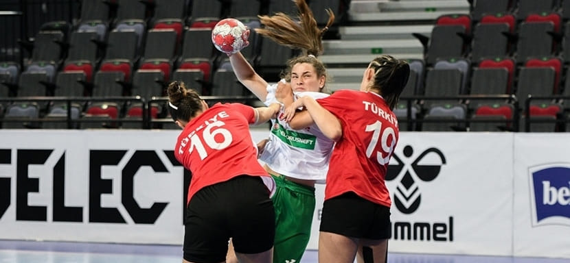 Чемпионат Европы (U-17). Второй дивизион. Девичья сборная Беларуси потерпела крупное поражение от сверстниц из Турции