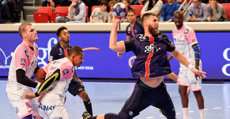 Франция. Линейный Лука Карабатич назначен капитаном "Пари Сен-Жермен"