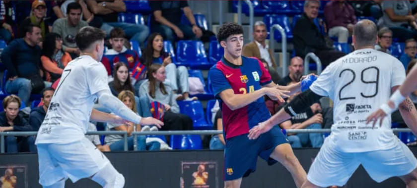 "Барселона" дома обыграла "Гвадалахару" в матче с 82 голами и продлила победную серию до шести матчей