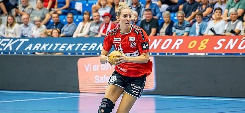 Дания. Чемпионка мира-2021 в составе сборной Норвегии Кристин Брейстель подписала новый контракт с "Эсбьергом"
