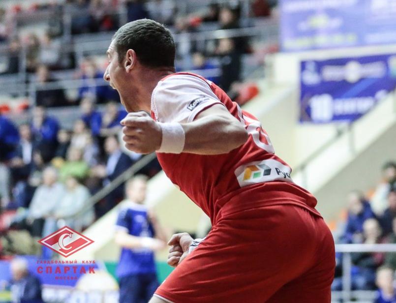 Евгений Цахариас: "И что мне им сказать? Привет, я Женя, за "Нару" бегал?"