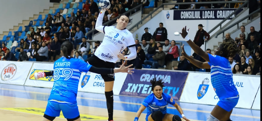 Румыния. Женский Суперкубок впервые разыграют в формате "финала четырёх": с "Бухарестом" поспорят "Рапид", "Тыргу Жиу" и "Дунэря"