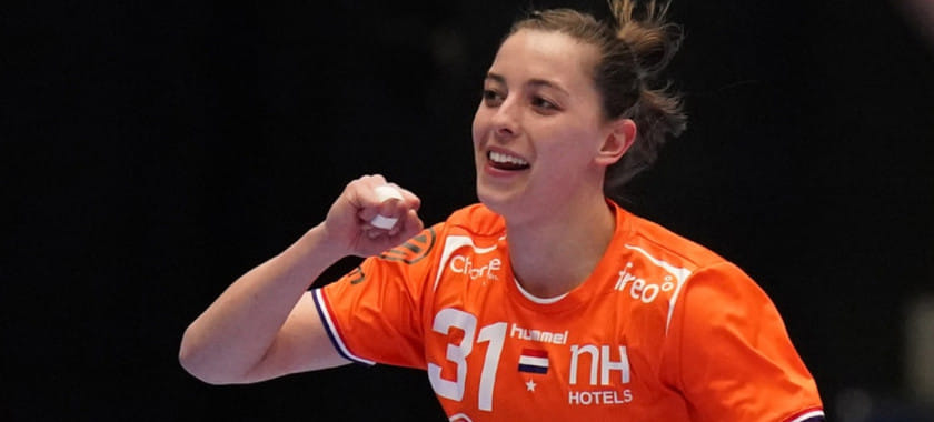 Франция. "Нант" представил очередного новичка — это крайняя "Оденсе" и сборной Нидерландов Келли Воллебрехт