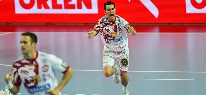 Трансферный слух. Испанский правый крайний "Адемара" Гонсало Перес Арсе, собиравшийся в "Мешков Брест", станет игроком "Вислы"