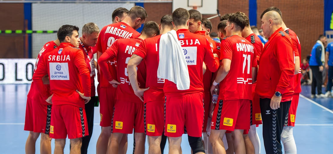 Польша и Сербия сыграли за закрытыми дверями два контрольных матча с драматичными концовками. Итог: победа в один мяч поляков и ничья