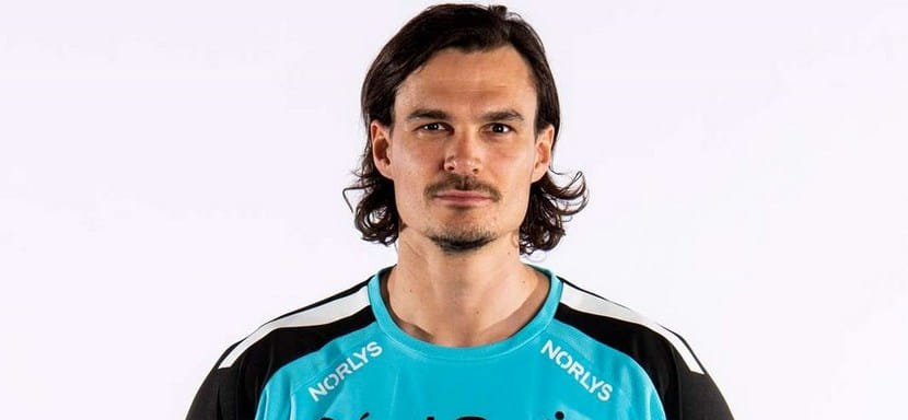 ЧЕ-2022. Вратарь сборной Дании Янник Греен по прибытии в Венгрию сдал тест на коронавирус, который оказался положительным