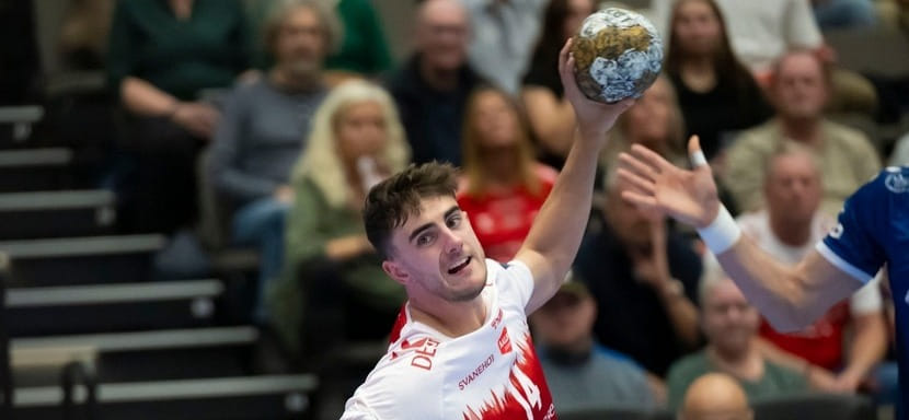 Правому полусреднему Мадсу Хоксеру из "Ольборга" предстоит операция на плече. Он пропустит не менее пяти месяцев