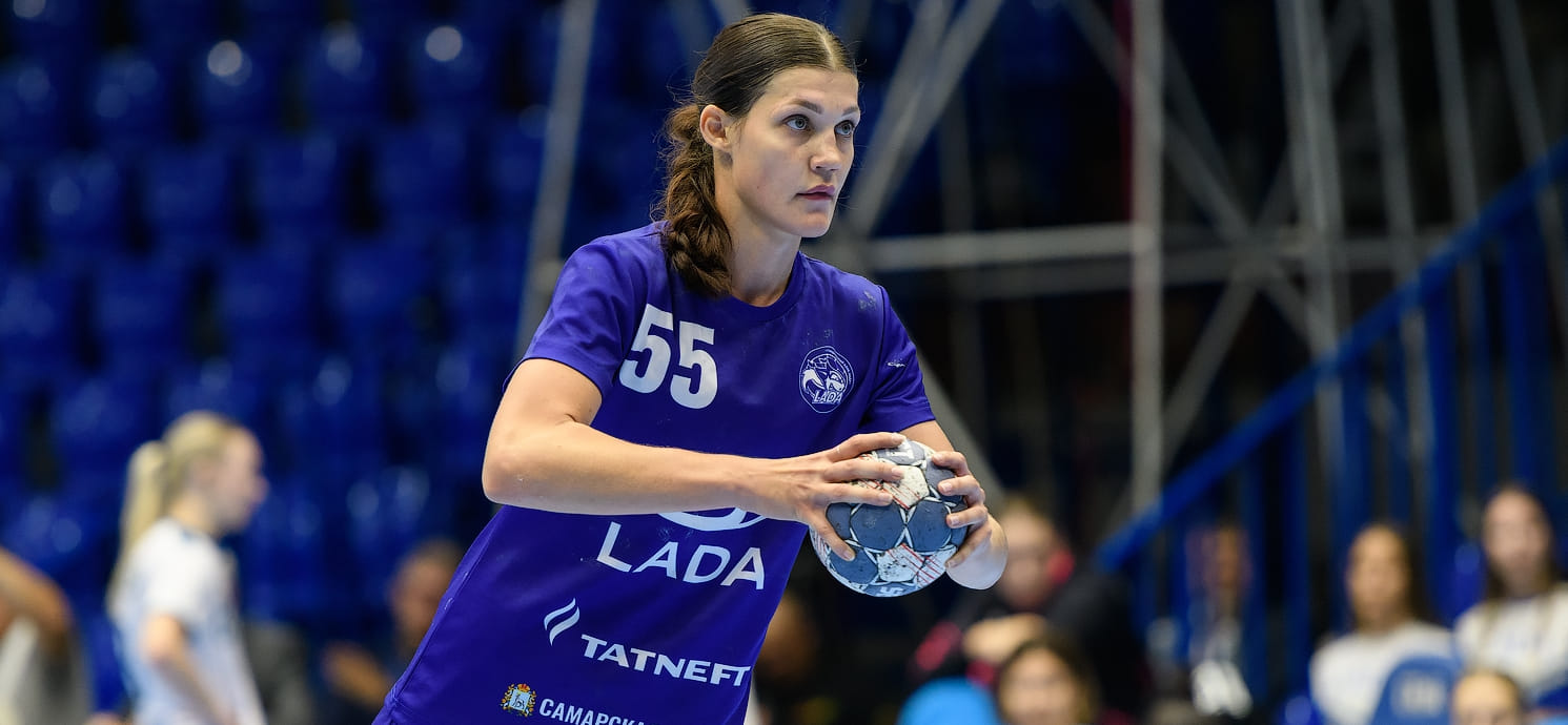 Left back Alisa Dvortsevaya left HC Lada Togliatti and continues career in HC Dinamo-Sinara Volgograd