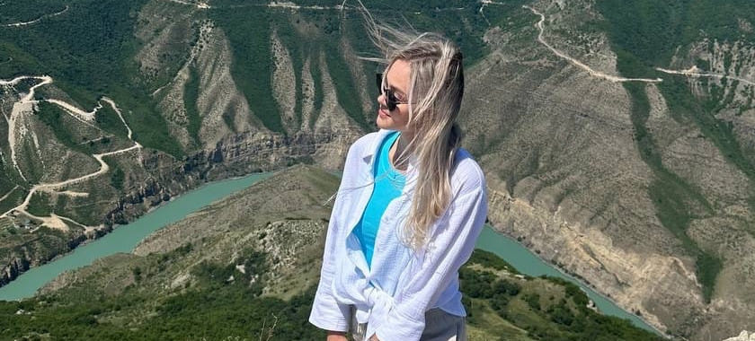 Наталья Решетникова о том, как проводит отпуск: "В данный момент в Дагестане с подругой, наслаждаюсь красотами этой прекрасной республики"