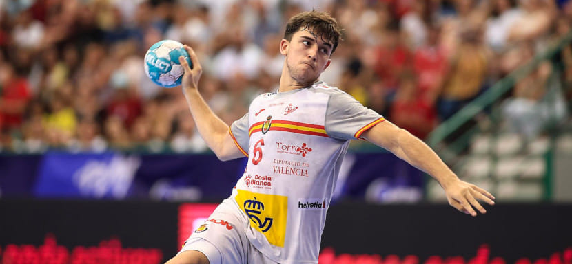 ЧЕ-2022 (U-20). Сборная Испании стала чемпионом, в финале обыграв хозяев турнира — португальцев. Бронзовые медали  — у команды Сербии