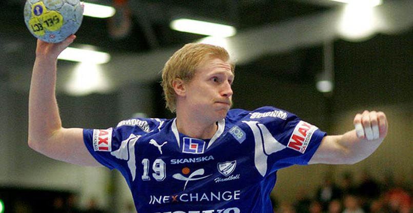 Швеция. "Шевде" попросил возобновить карьеру Йоакима Ларссона. Игрок уже провел один матч чемпионата